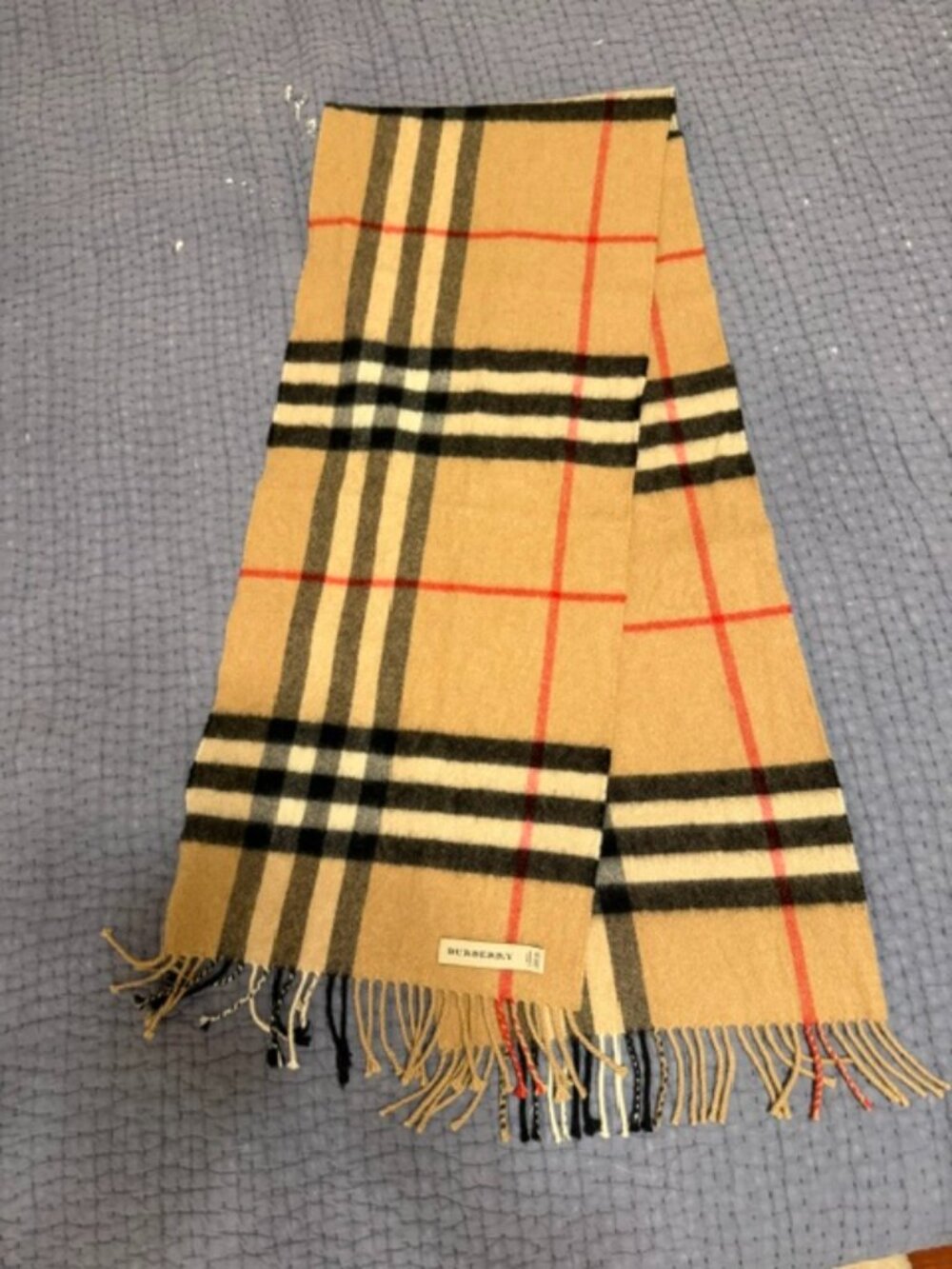 Burberry Classic Women's Cashmere Scarf